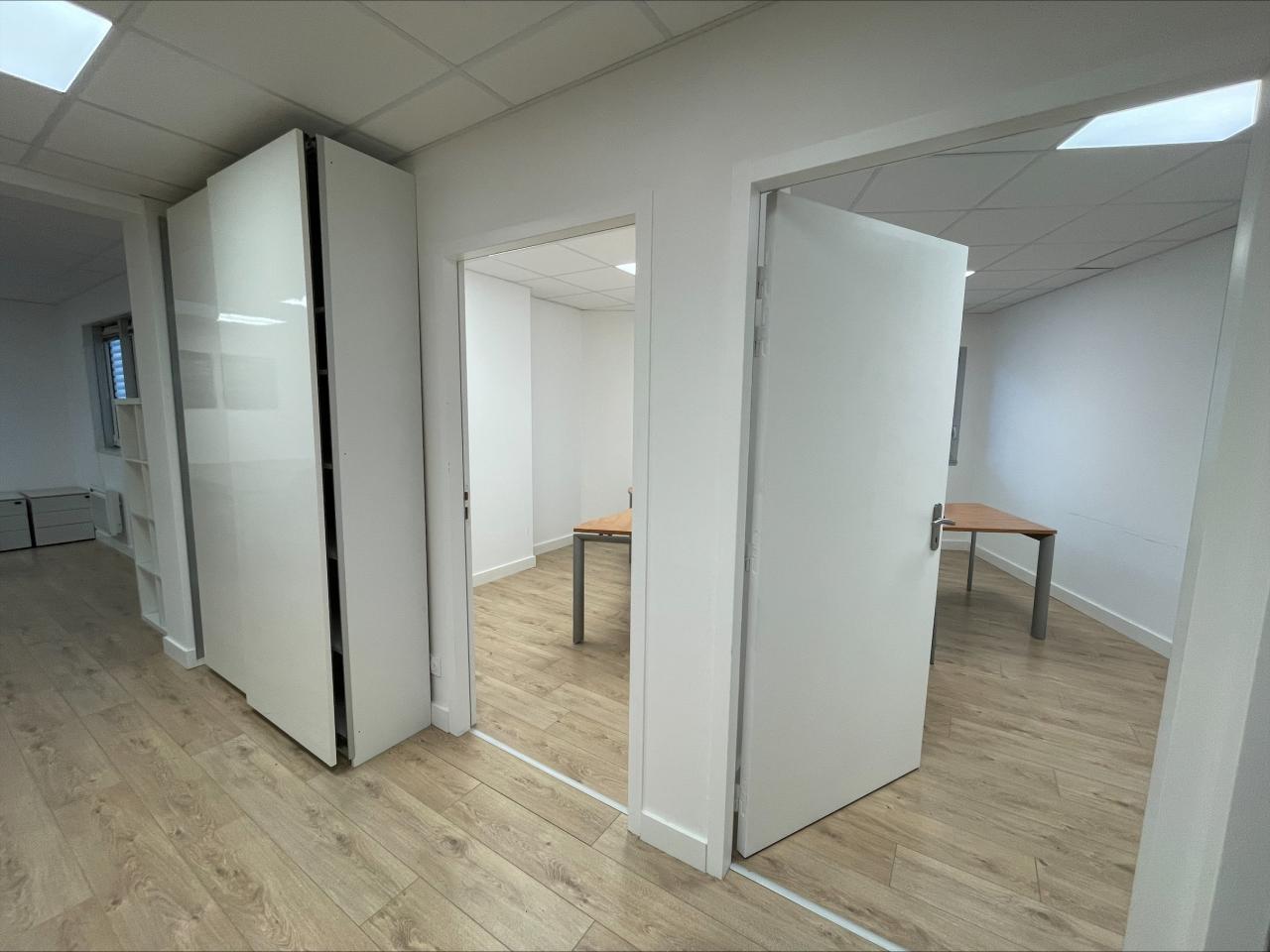 Bureau Rennes 102m² Location bureau Rennes Ille-et-Vilaine OLBUR2529087 1